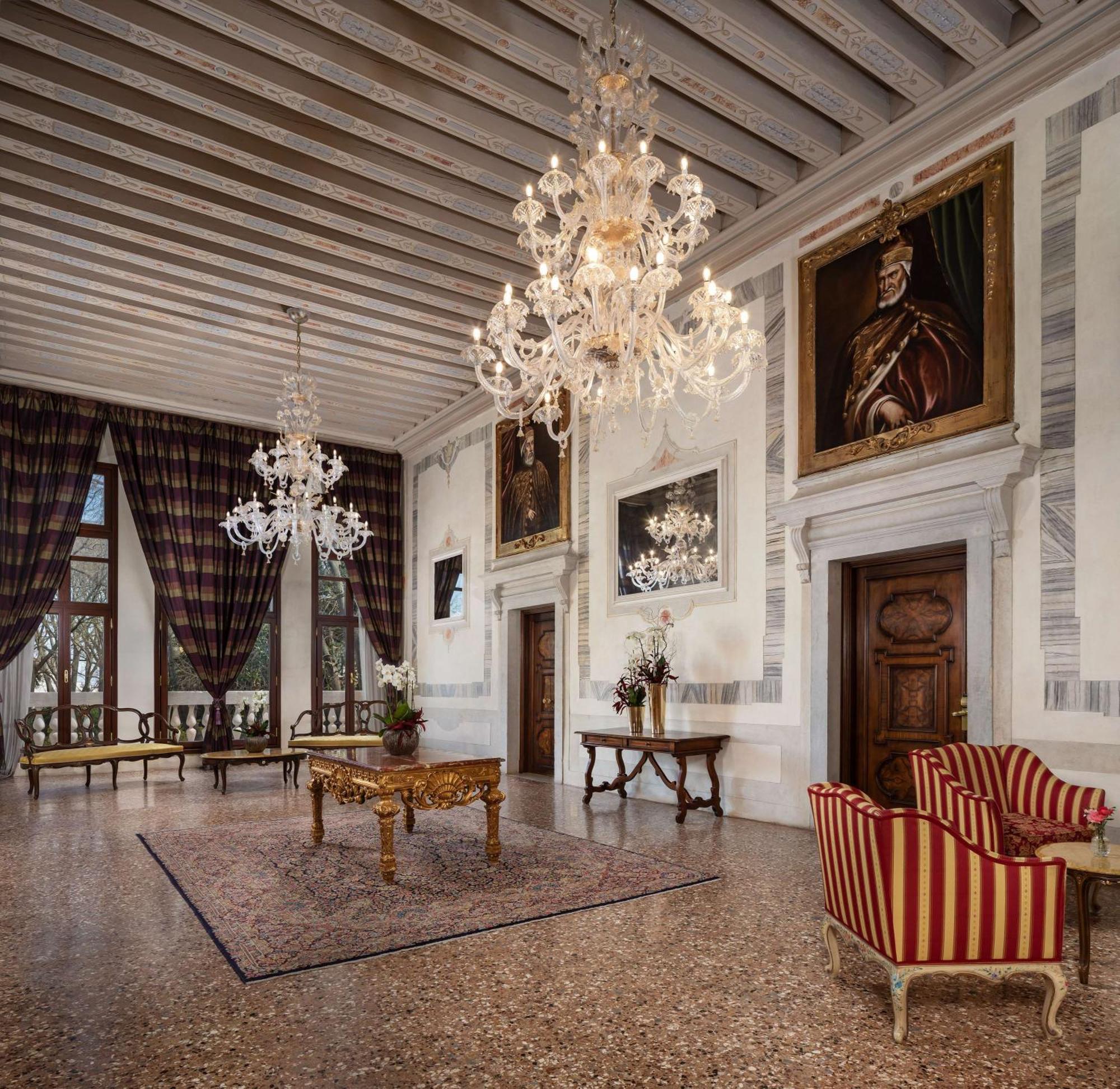 Nh Collection Grand Hotel Palazzo Dei Dogi Венеция Екстериор снимка